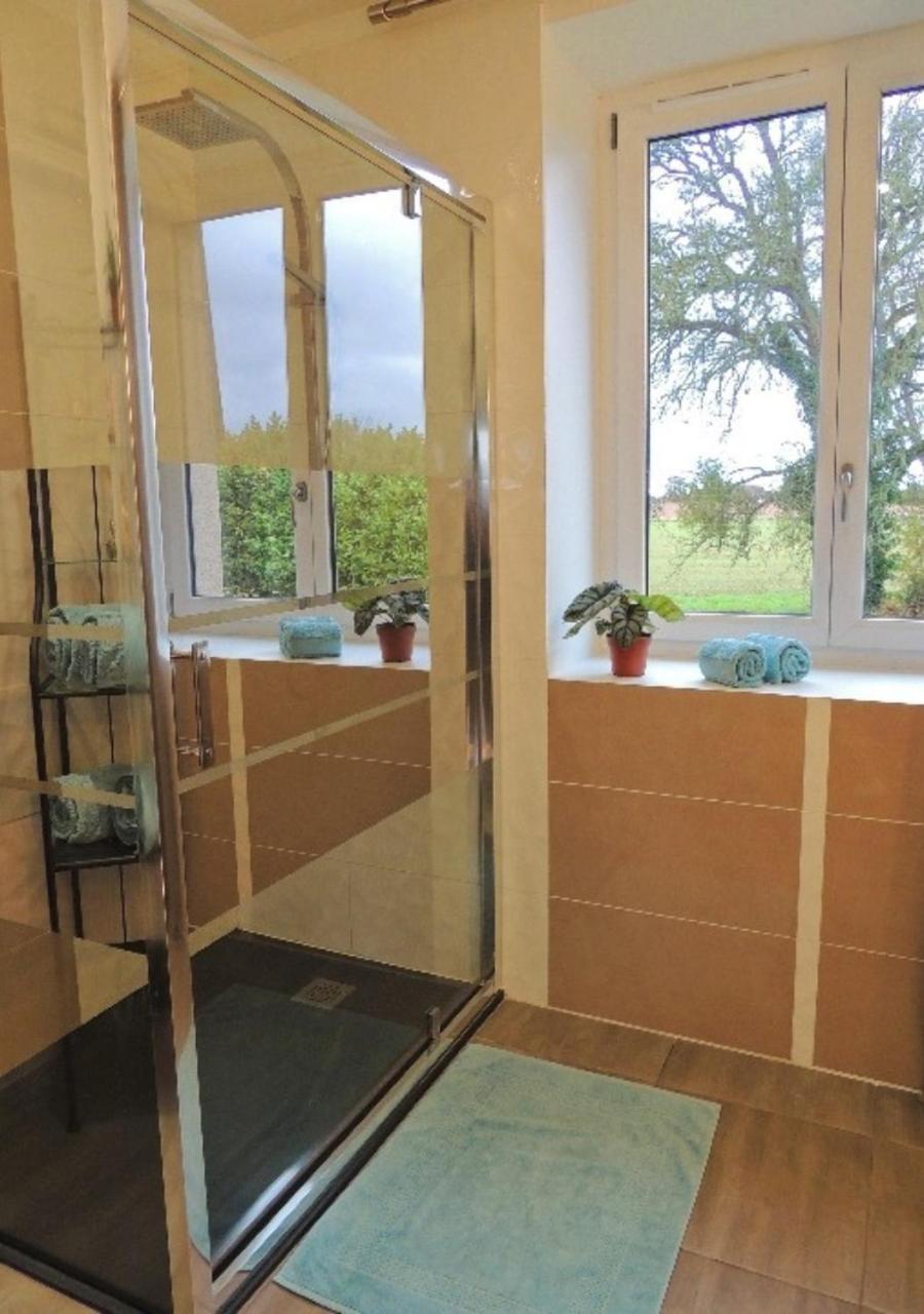 Ceshap - Chambres D'Hotes Avec Jacuzzi Taden Esterno foto
